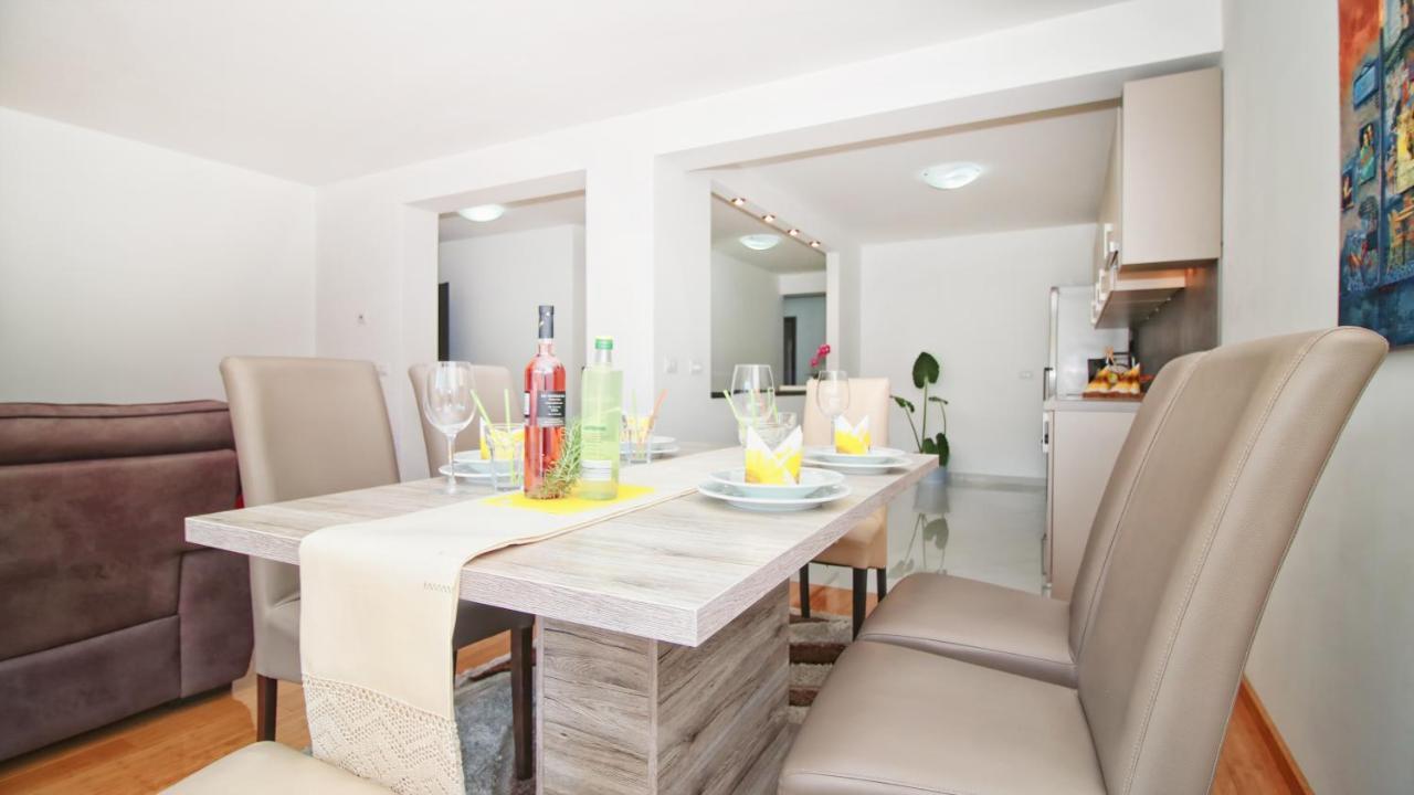 Guesthouse Esma Rovinj Luaran gambar